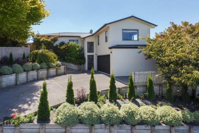 Photo of property in 24 Puketiro Drive, Feilding, 4702