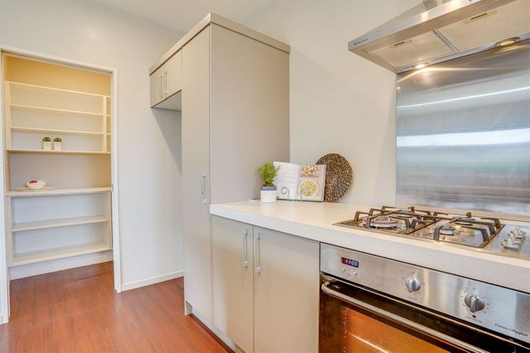 Photo of property in 11 Okuku Place, Hei Hei, Christchurch, 8042