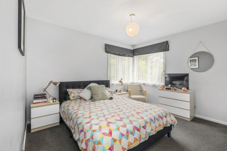 Photo of property in 25 Milne Crescent, Taita, Lower Hutt, 5011