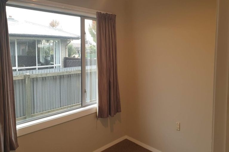 Photo of property in 71 Wingate Street, Redwood, Christchurch, 8051