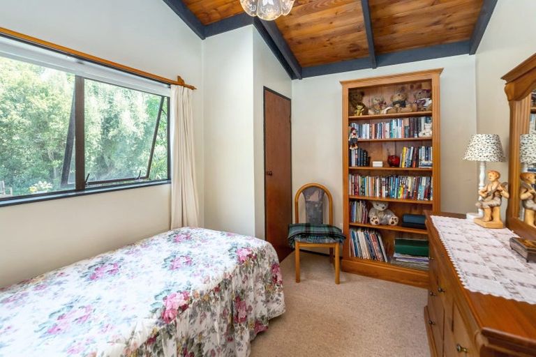 Photo of property in 501 Waihakeke Road, Taumata Island, Carterton, 5792