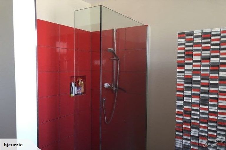 Photo of property in 32 Hardie Street, Hokowhitu, Palmerston North, 4410