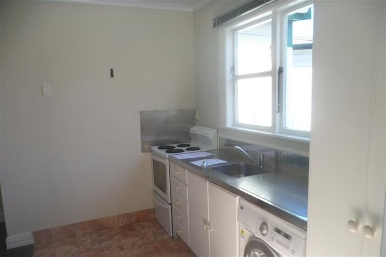 Photo of property in 218 Rintoul Street, Berhampore, Wellington, 6023