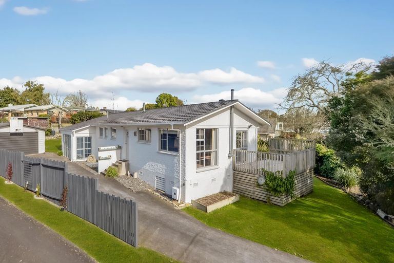 Photo of property in 8 Paul Avenue, Morrinsville, 3300