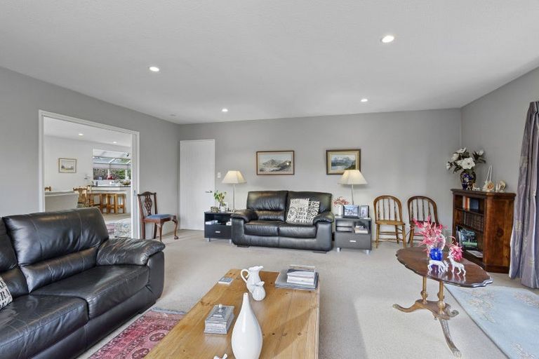 Photo of property in 39 Oakden Drive, Darfield, 7510