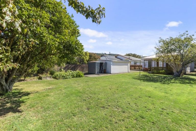 Photo of property in 21 Ariki Street, Boulcott, Lower Hutt, 5010