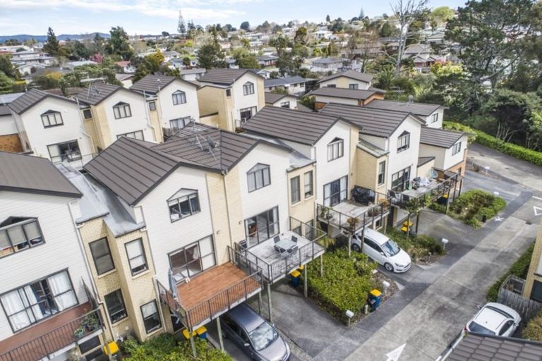 Photo of property in St Claire Village, 45/172 Mcleod Road, Te Atatu South, Auckland, 0610