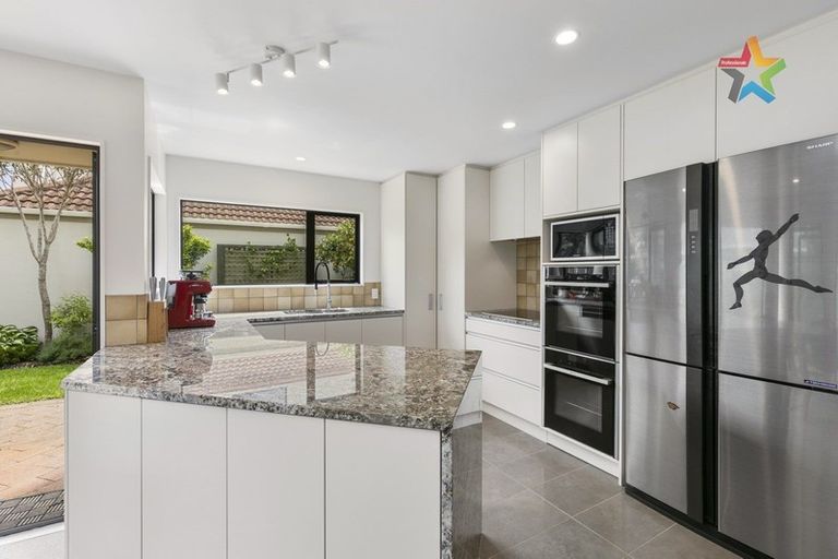 Photo of property in 1/139 Knights Road, Hutt Central, Lower Hutt, 5010