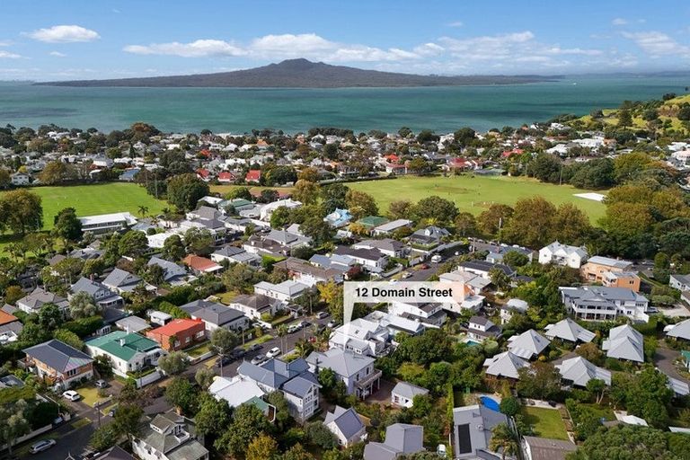 Photo of property in 12 Domain Street, Devonport, Auckland, 0624