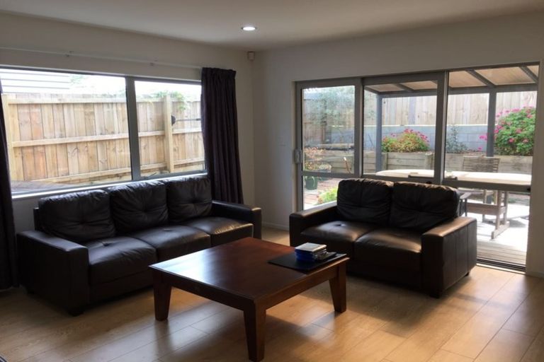 Photo of property in 38c Fairdene Avenue, Henderson, Auckland, 0610