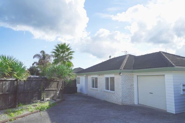 Photo of property in 87 Pooks Road, Ranui, Auckland, 0612