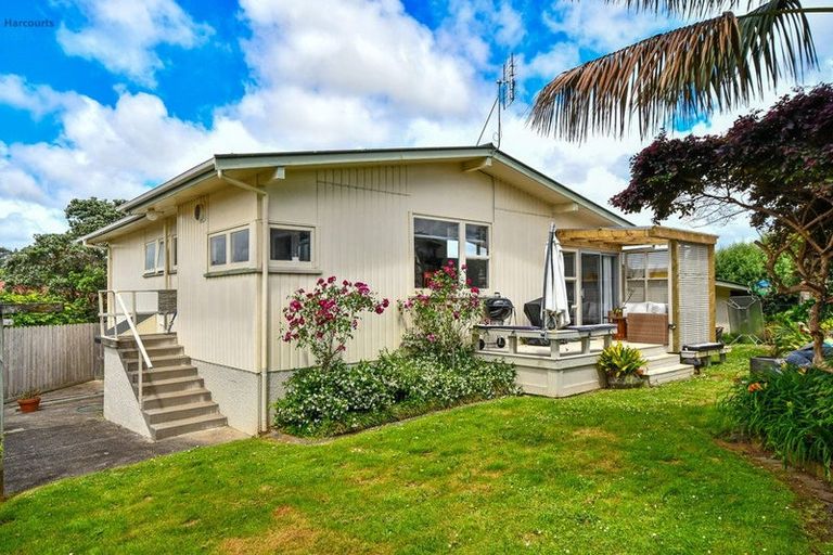 Photo of property in 182 Queen Street, Pukekohe, 2120