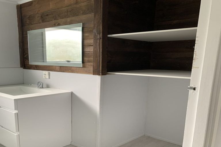 Photo of property in 357 Don Buck Road, Massey, Auckland, 0614