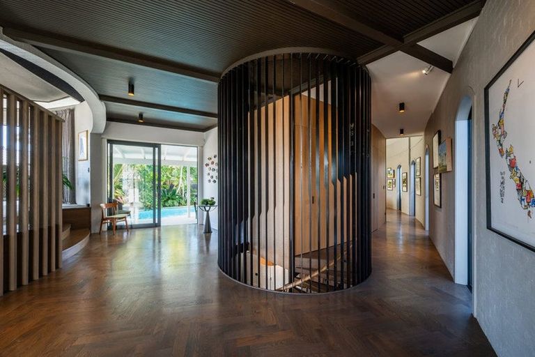Photo of property in 1 Tiri Road, Takapuna, Auckland, 0620
