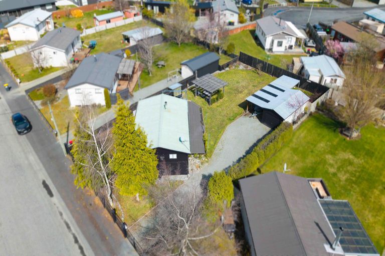 Photo of property in 12 Hallewell Road, Twizel, 7901