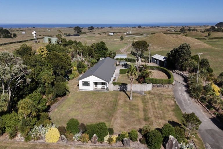 Photo of property in 6139 South Road, Rahotu, Opunake, 4685