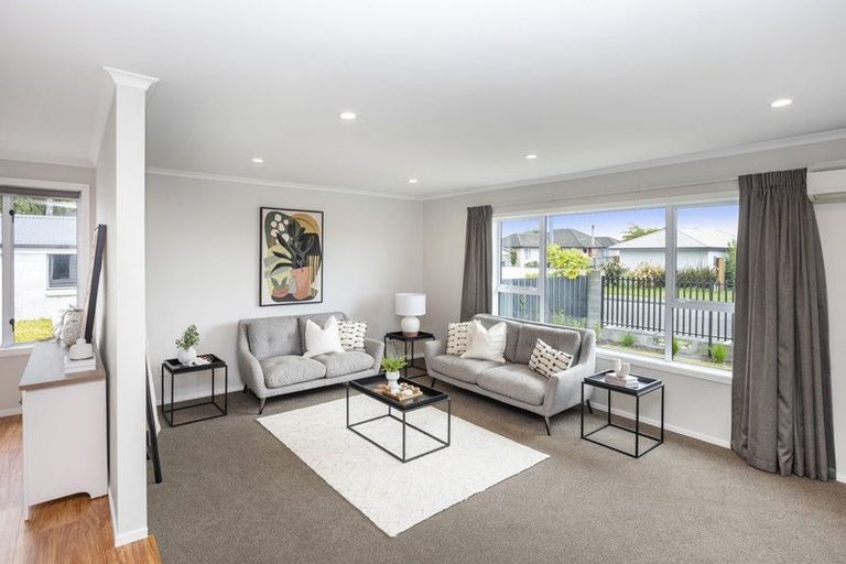 Photo of property in 254 Weston Road, Mairehau, Christchurch, 8052
