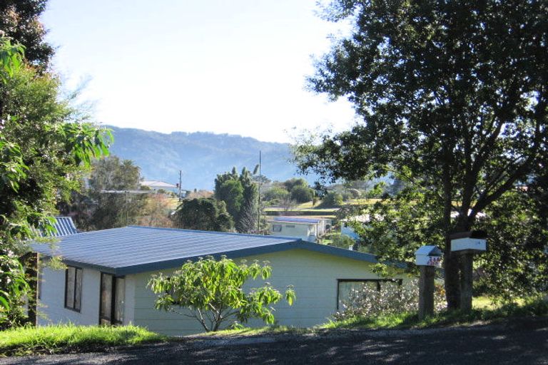 Photo of property in 24 Derrick Road, Kawakawa, 0210