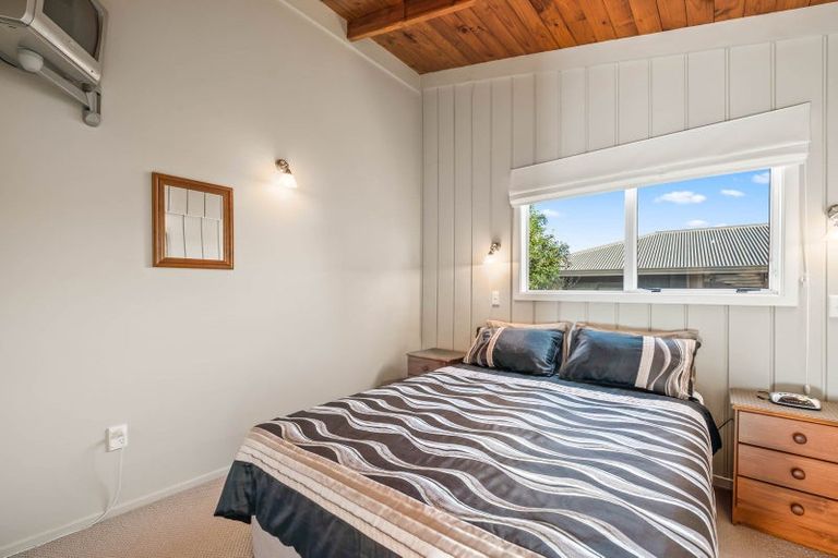 Photo of property in 13 Yasmin Lane, Kinloch, Taupo, 3377