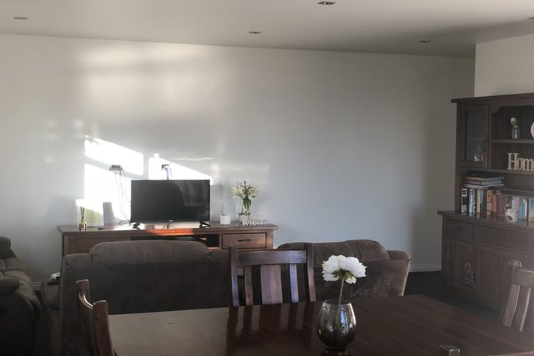 Photo of property in 5 Gazelle Lane, Redcliffs, Christchurch, 8081