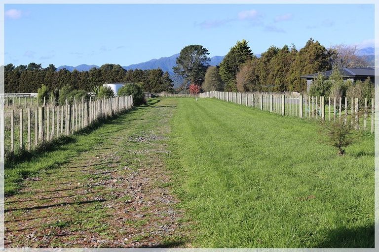 Photo of property in 213c Muhunoa East Road, Ohau, Levin, 5570