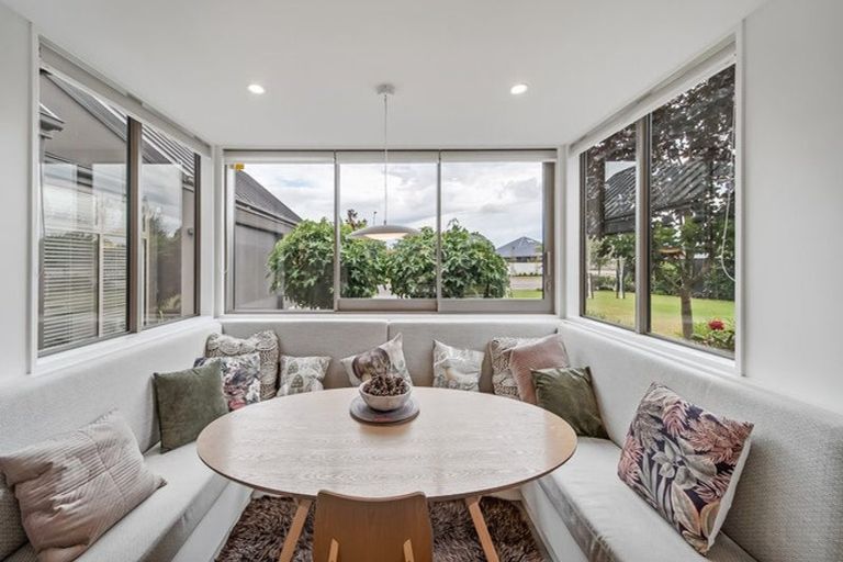 Photo of property in 2 Silver Peaks Drive, West Melton, 7618