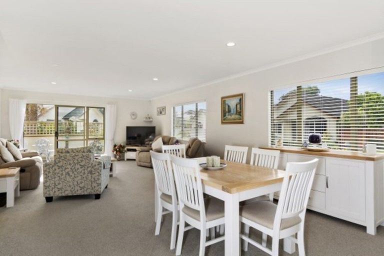 Photo of property in Seacrest, 4/200 Papamoa Beach Road, Papamoa Beach, Papamoa, 3118