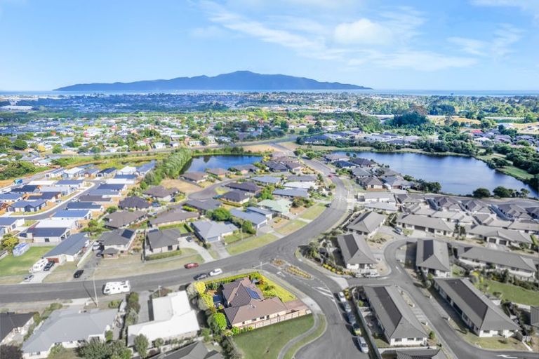 Photo of property in 2 Georgia Grove, Paraparaumu, 5032