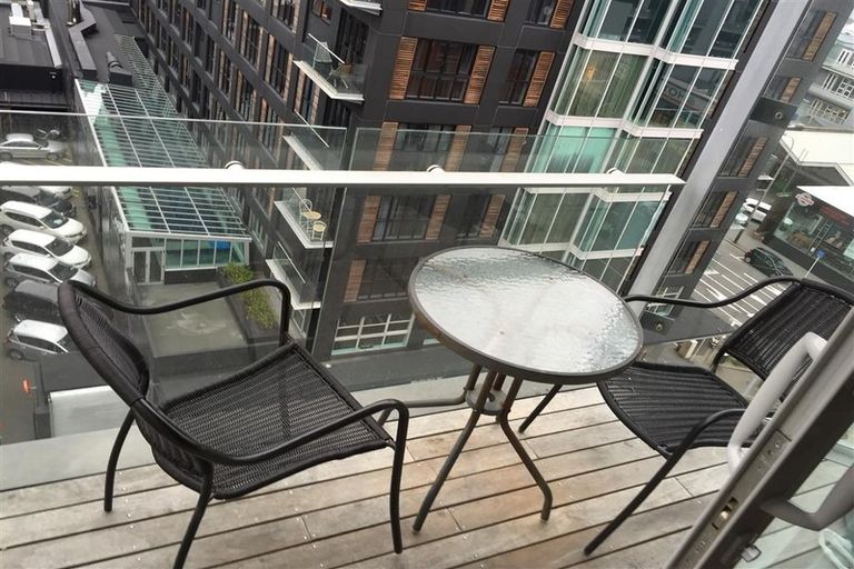 Photo of property in Piermont Apartments, 7i/82 Cable Street, Te Aro, Wellington, 6011