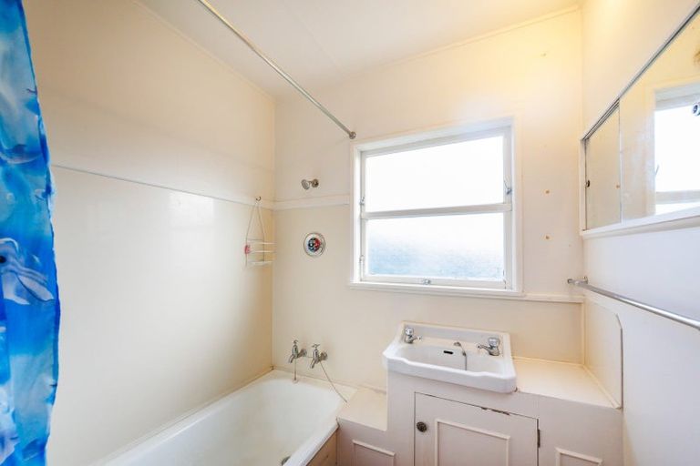 Photo of property in 9 Ajax Place, Highbury, Palmerston North, 4412