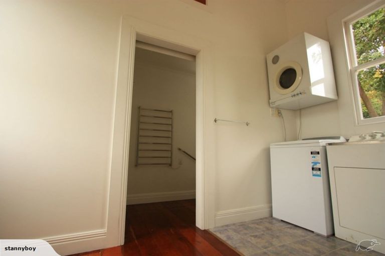 Photo of property in 6 Mason Terrace, Gonville, Whanganui, 4501