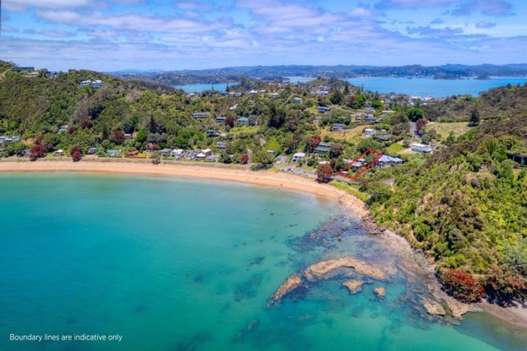 Photo of property in 53 Long Beach Road, Russell, 0202