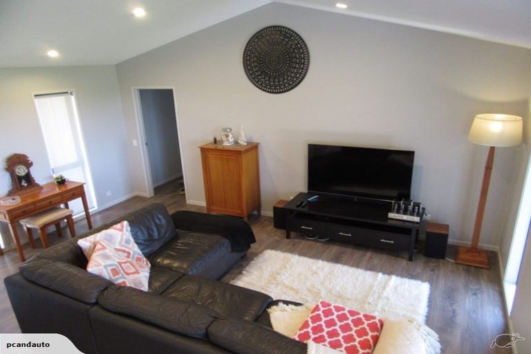 Photo of property in 28 Island Rise, Ruakaka, Waipu, 0582