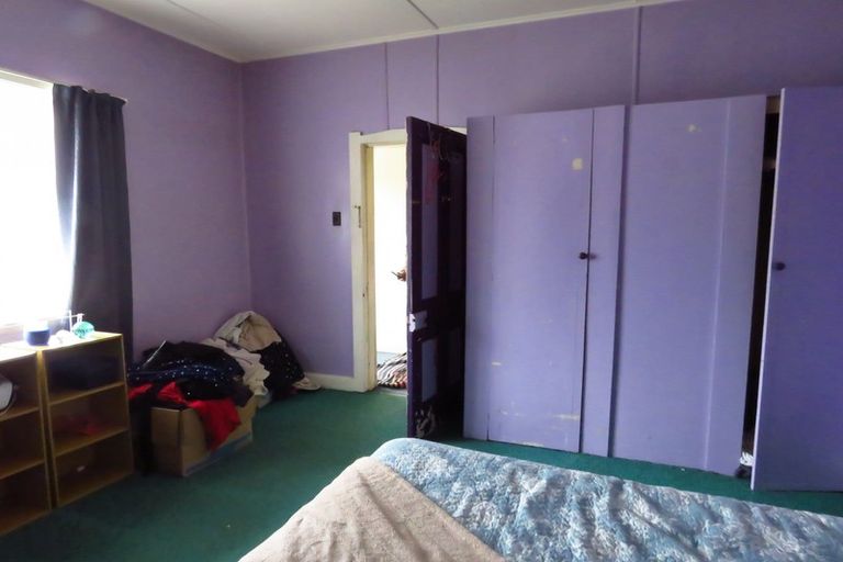 Photo of property in 43 Bright Street, Westport, 7825