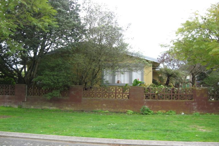 Photo of property in 2 Gow Avenue, Haumoana, 4102