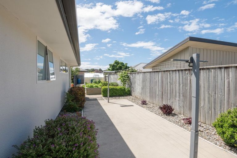 Photo of property in 10 Kakariki Lane, Motueka, 7120