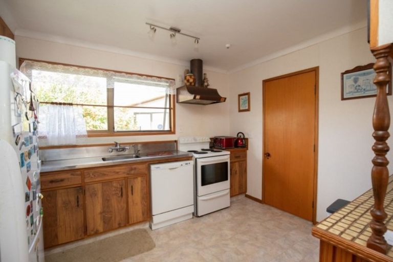 Photo of property in 38 Paul Drive, Ngatea, 3503