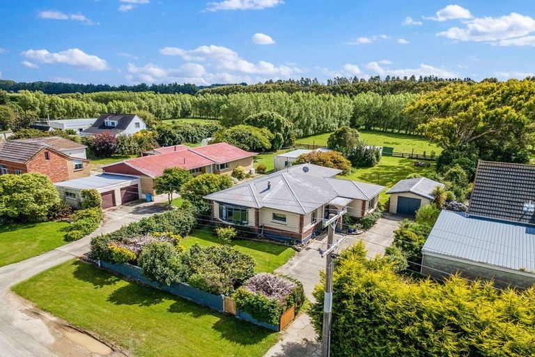 Photo of property in 46 Moore Road, Lorneville, Invercargill, 9874