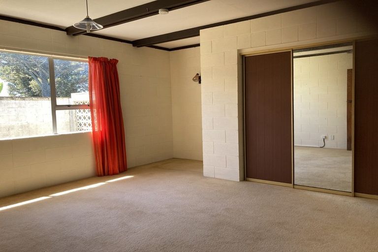 Photo of property in 42 Hume Street, Waitara, 4320