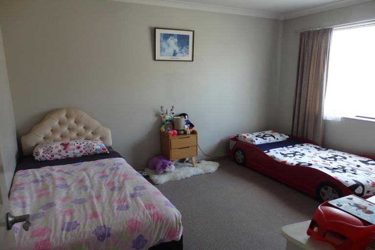 Photo of property in 100 Shakespeare Street, Leamington, Cambridge, 3432