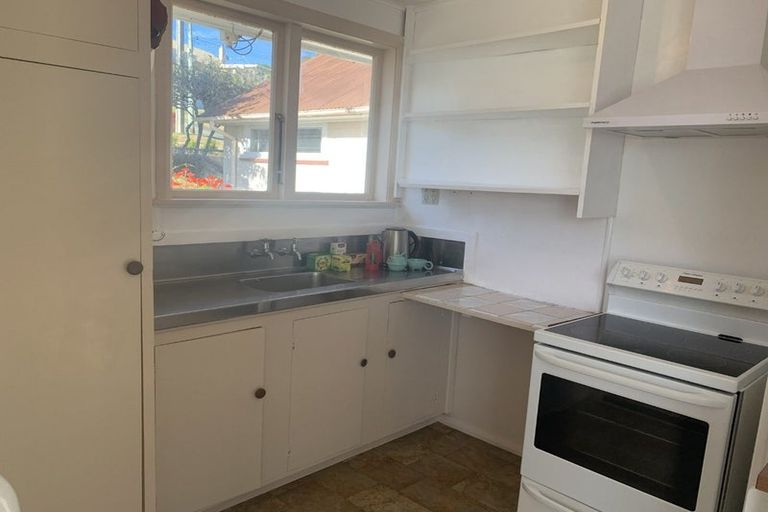 Photo of property in 8 Ngahue Crescent, Elsdon, Porirua, 5022