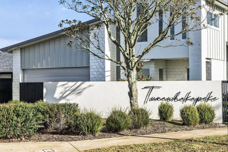 Photo of property in 92 Maanihi Drive, Rototuna North, Hamilton, 3210