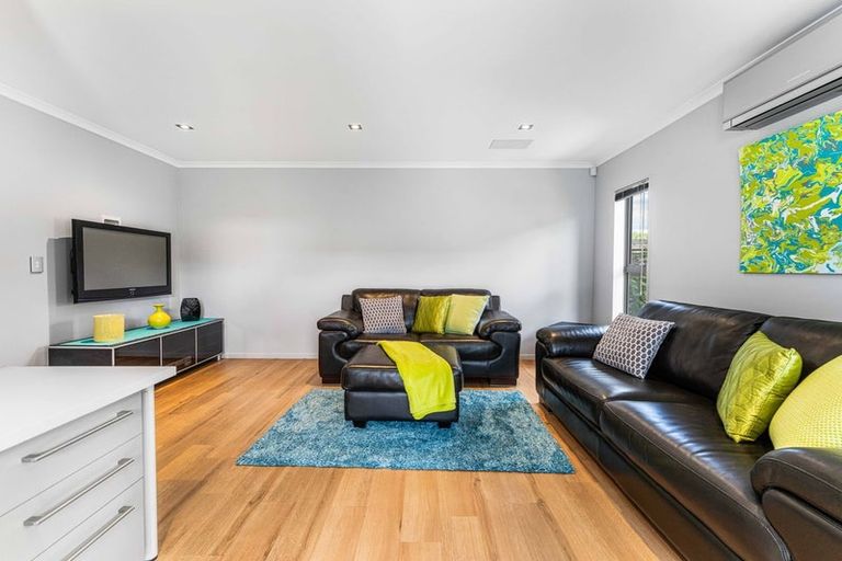 Photo of property in 8 Canmore Street, Pokeno, 2402