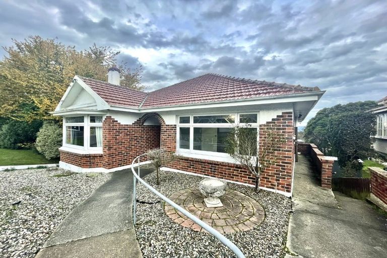 Photo of property in 11 Jubilee Street, Belleknowes, Dunedin, 9011