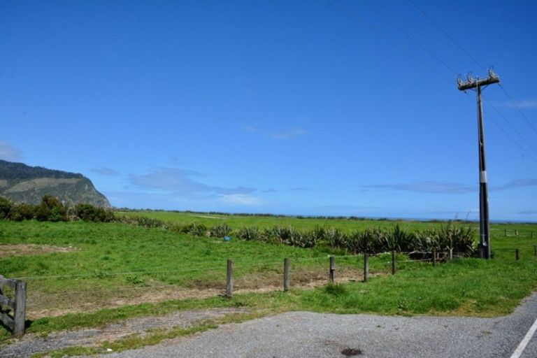 Photo of property in 3327 State Highway 6, Little Wanganui, Karamea, 7893