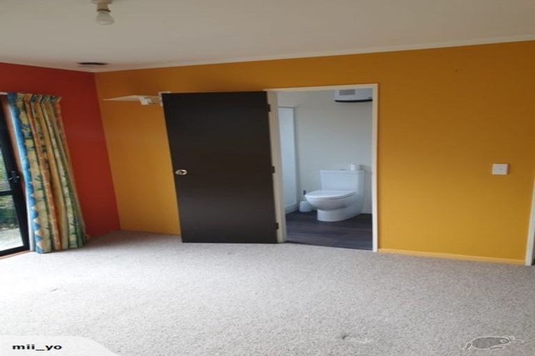 Photo of property in 1 Peter Button Place, Johnsonville, Wellington, 6037