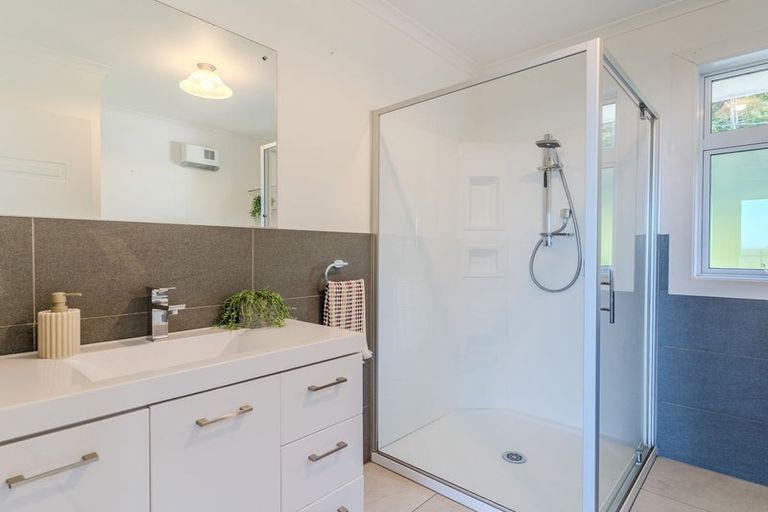 Photo of property in 14 Seaview Terrace, Kew, Dunedin, 9012