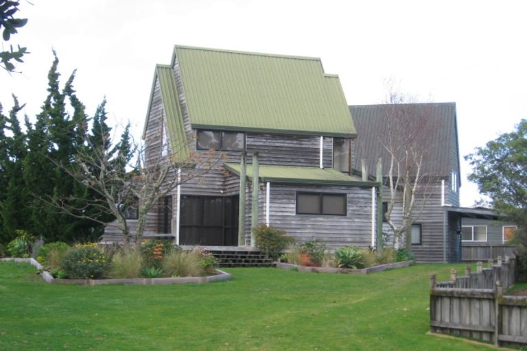 Photo of property in 18 Lowe Park Lane, Pauanui, Hikuai, 3579