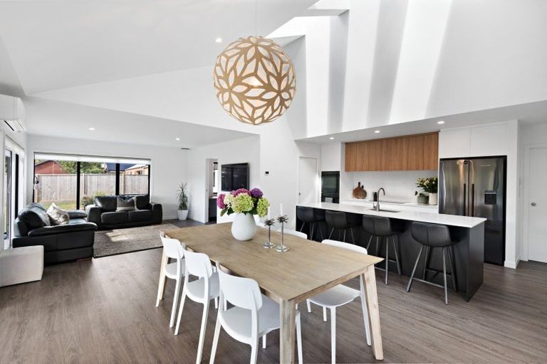 Photo of property in 13 Rodeo Place, Outram, 9019