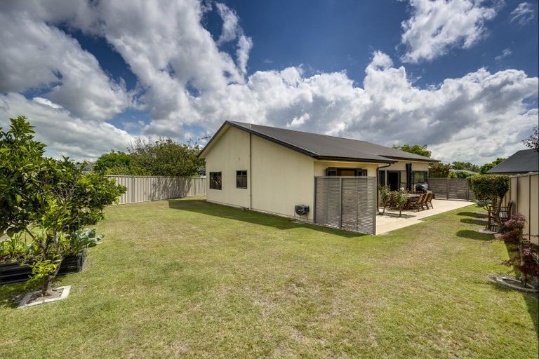 Photo of property in 8 Hanna Place, Havelock North, 4130